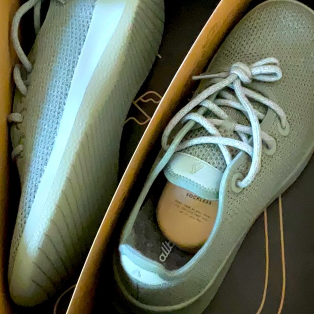 Allbirds Womens Tree Runner Green Running Shoes Size 9 Medium (B, M)!
